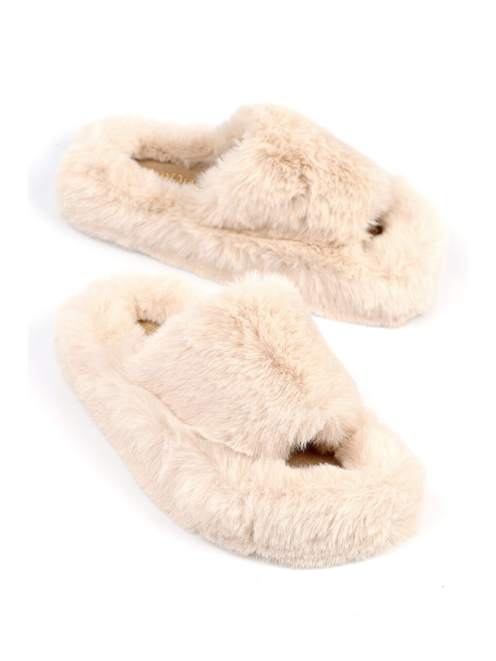 Ekru Pelüş Tüylü Kadın Ev Terliği