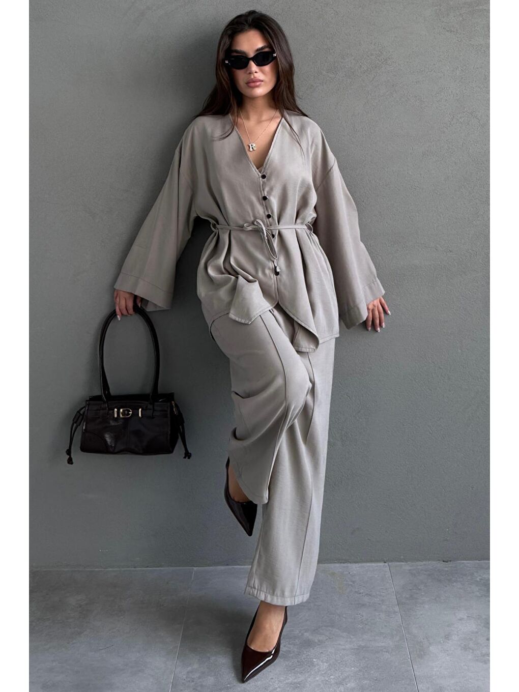 Haki V Yaka Düğmeli Kuşaklı İkili Modal Kadın Takım Mg2619-4