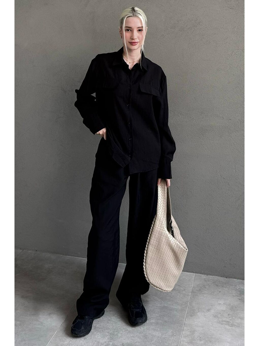 Siyah Kumaş Düğmeli Kadın Gömlek Takım Mg2621-2