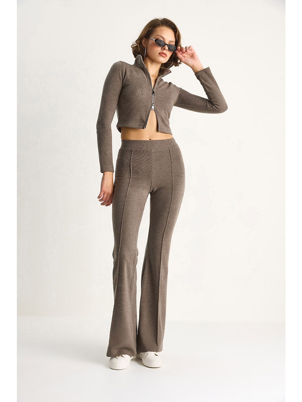 Bej Kadın Fitilli Örme Kumaş Çift Fermuar Detaylı Balıkçı Yaka Alt-Üst Takım-3