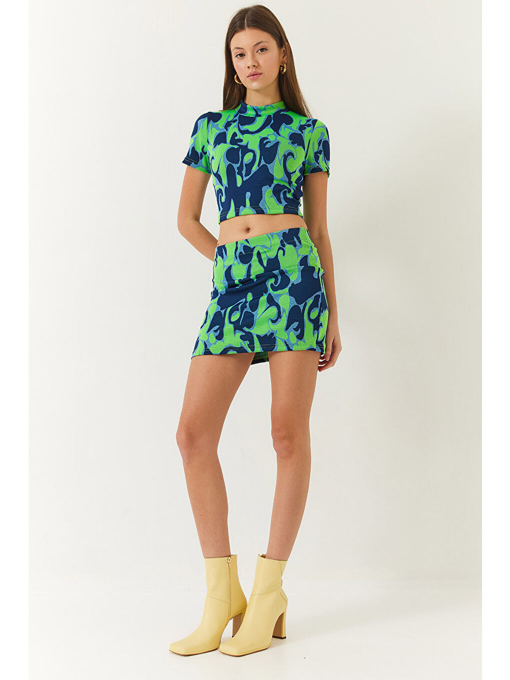Lacivert Kadın Yarım Balıkçı Kısa Kollu Crop Mini Etekli Alt-Üst Takım