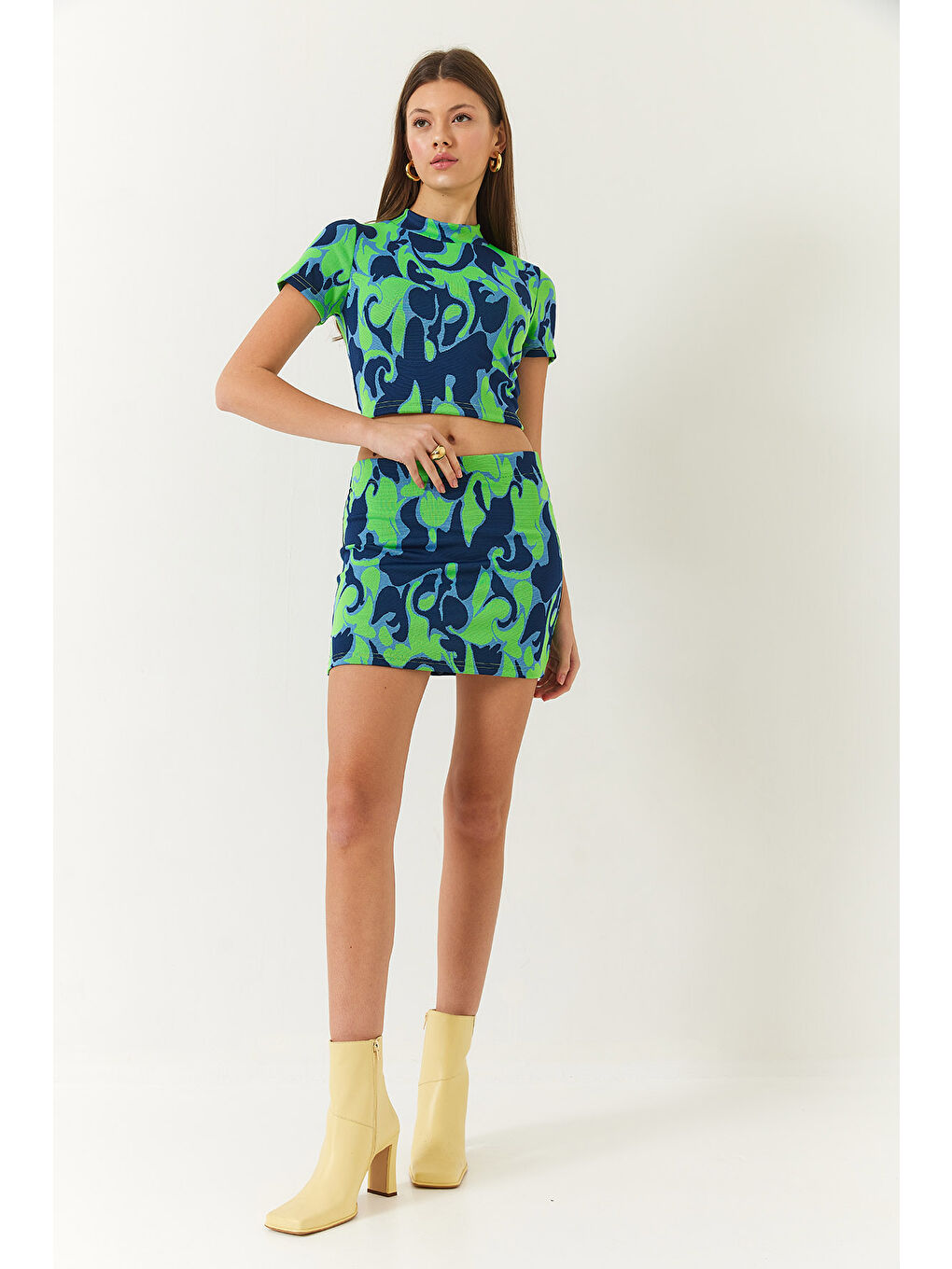 Lacivert Kadın Yarım Balıkçı Kısa Kollu Crop Mini Etekli Alt-Üst Takım-1