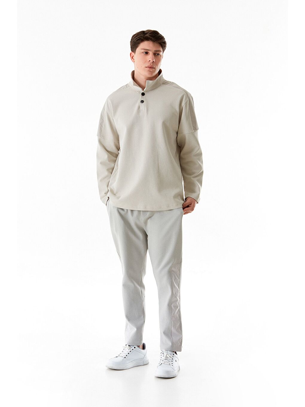 Bej Basic Gömlek Yaka Düğmeli %100 Pamuk Sweatshirt-3