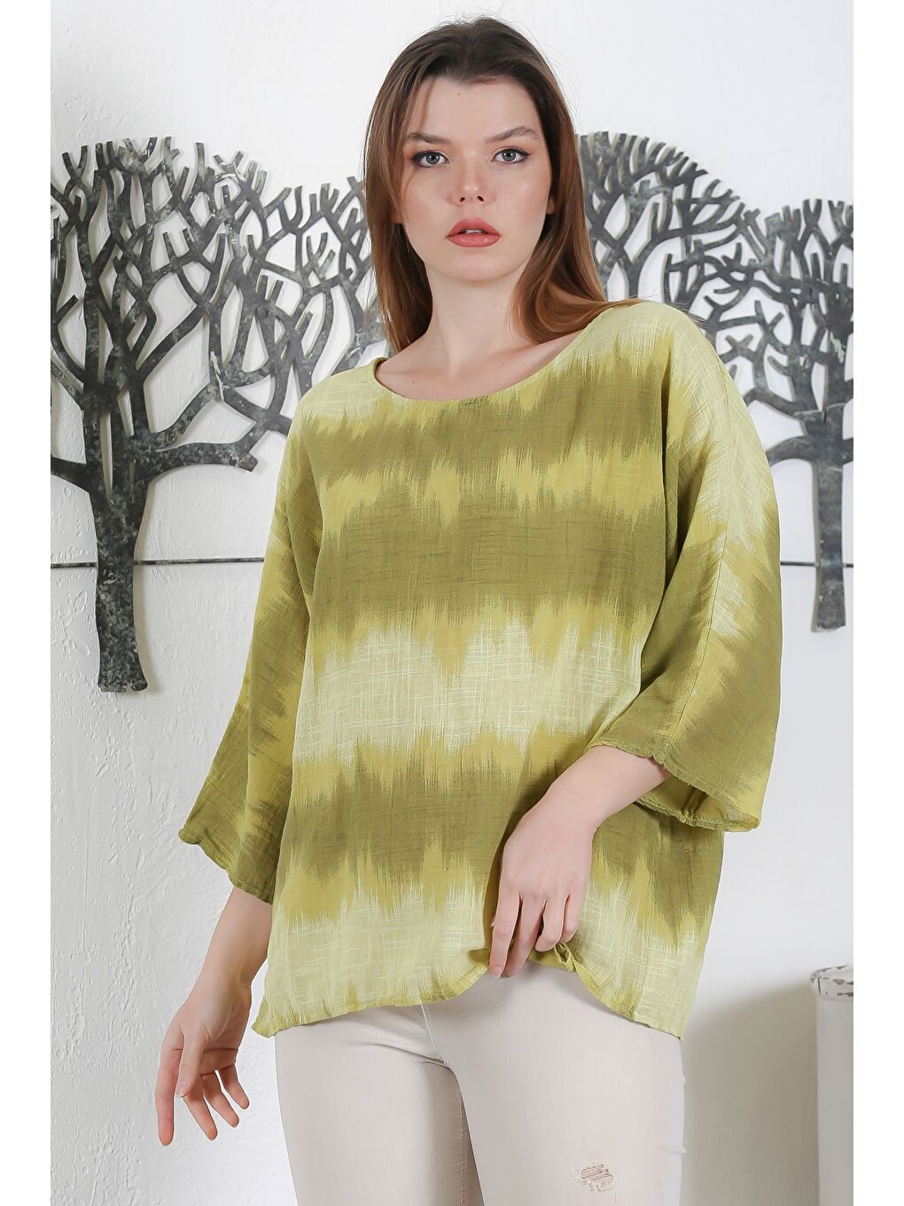 Sarı İtalyan Hardal Rengi Havuz Yaka 3/4 Kol Batik Casual Dokuma Bluz 65 63-2