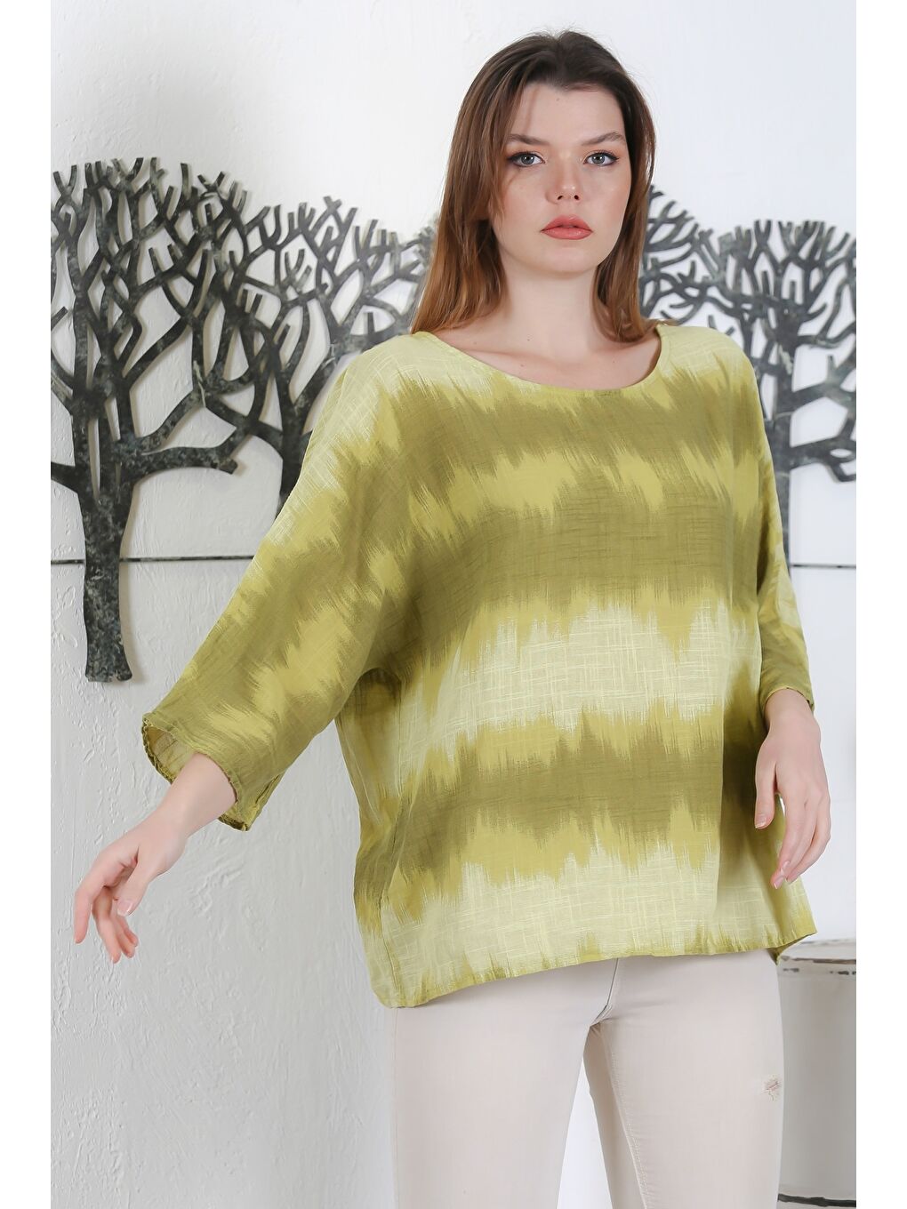 Sarı İtalyan Hardal Rengi Havuz Yaka 3/4 Kol Batik Casual Dokuma Bluz 65 63-3