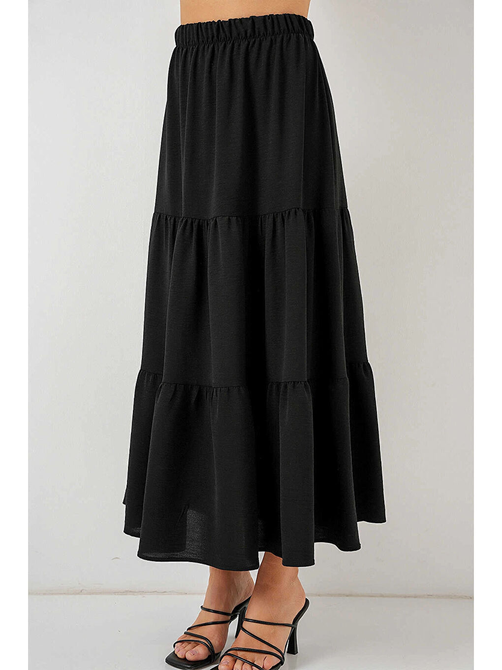 Kadın Siyah Beli Lastikli Ayrobin Uzun Etek HZL25S-BD180481-1