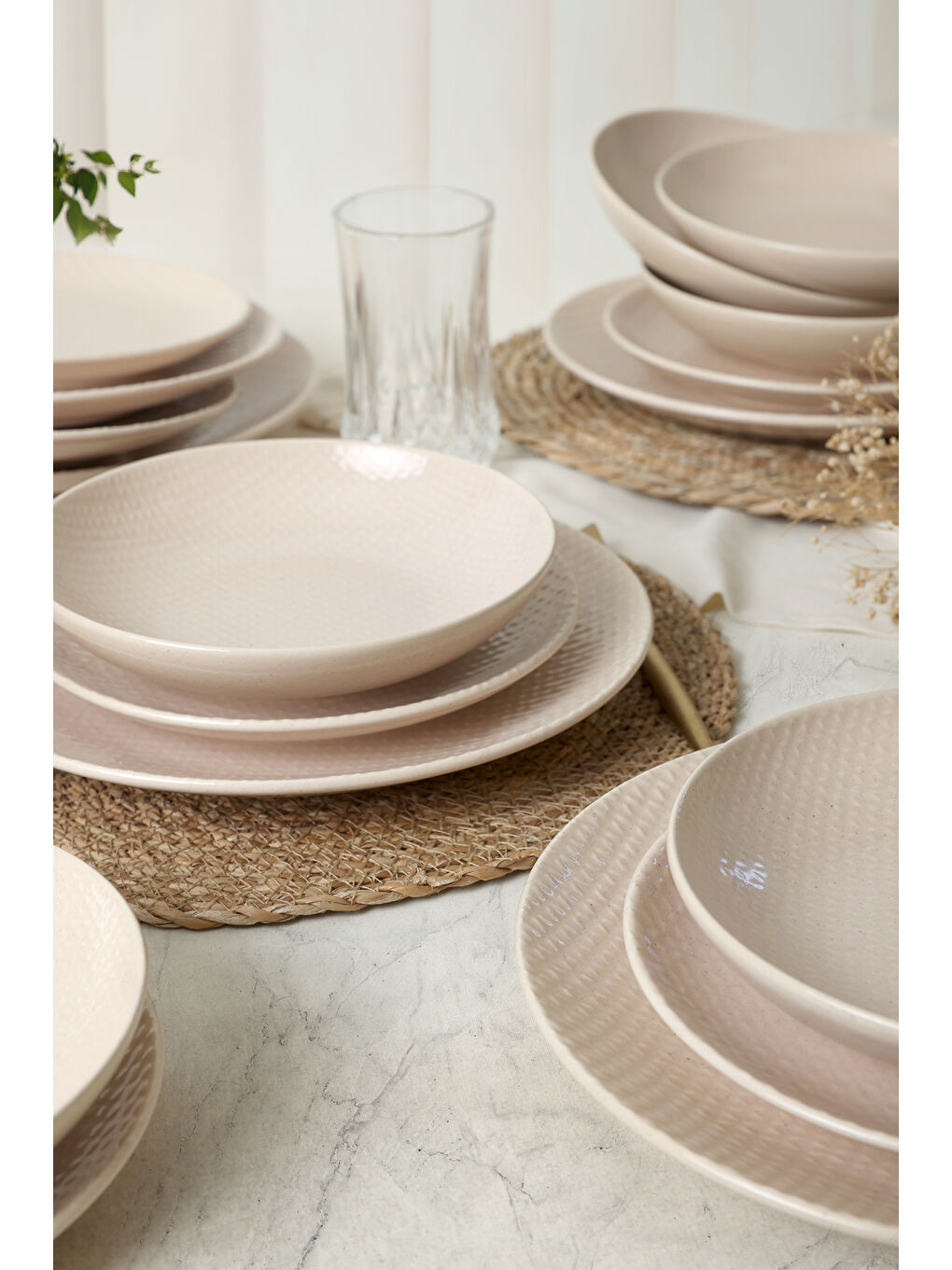 Kahverengi Kumlu Krem Rölyefli Yemek Takımı 18 Parça 6 Kişilik-3