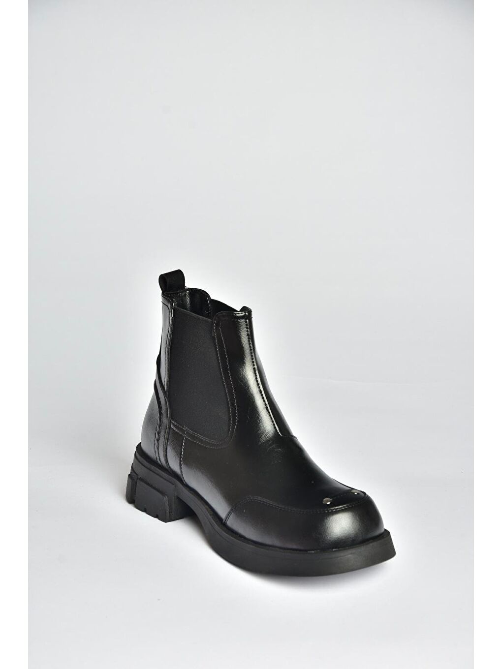Siyah Kadın Bot V312402609