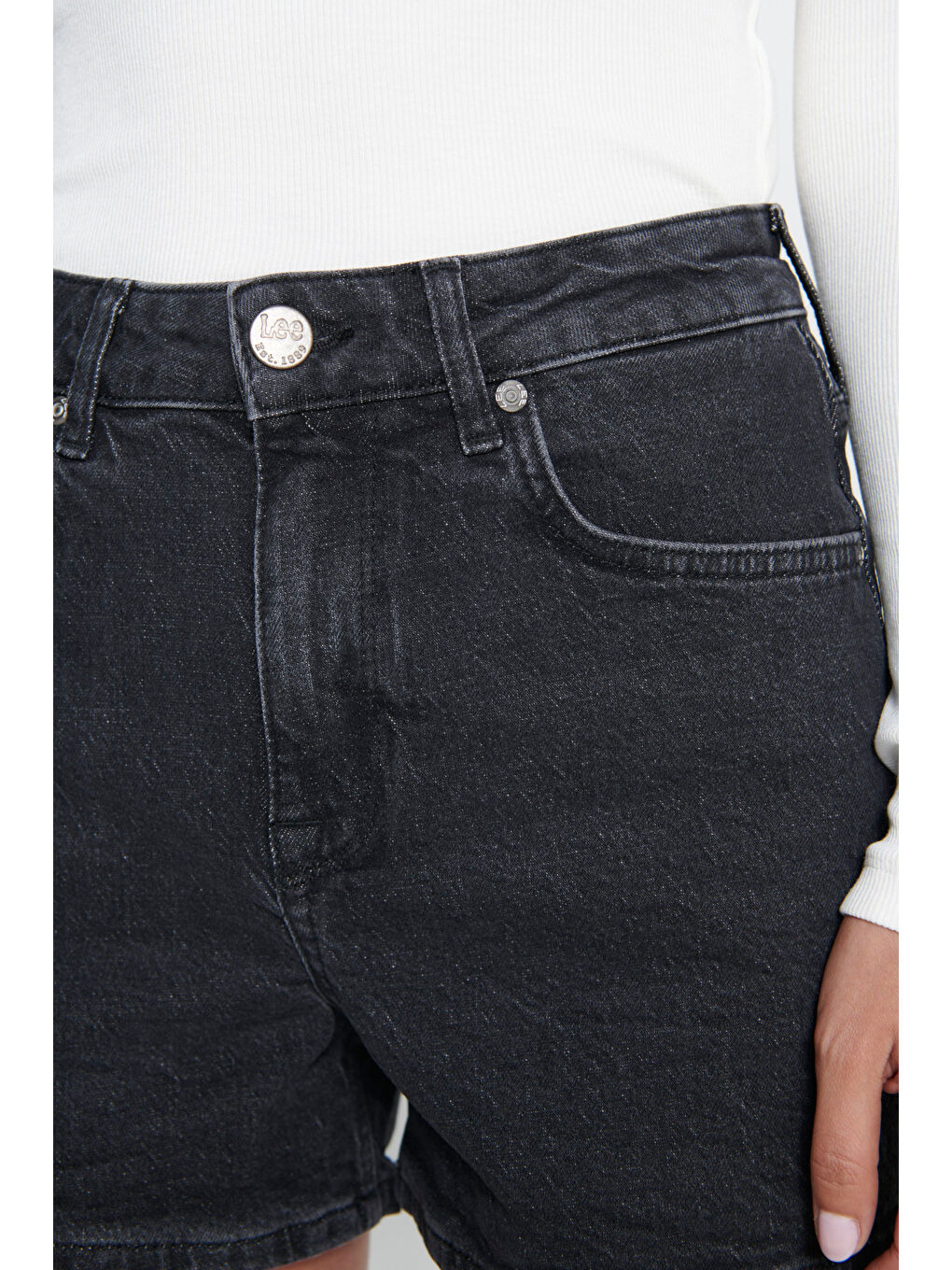 Siyah Carol Straight Fit Düz Kesim Yüksek Bel Esnek Jean Jean Şort-2