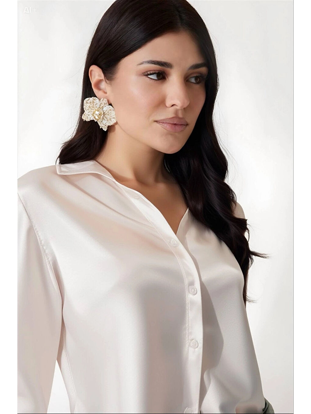 Bej Kadın Yeni Krem Hafif Dökümlü Saten Yüzeyli Gömlek HZL22W-BD139641-2