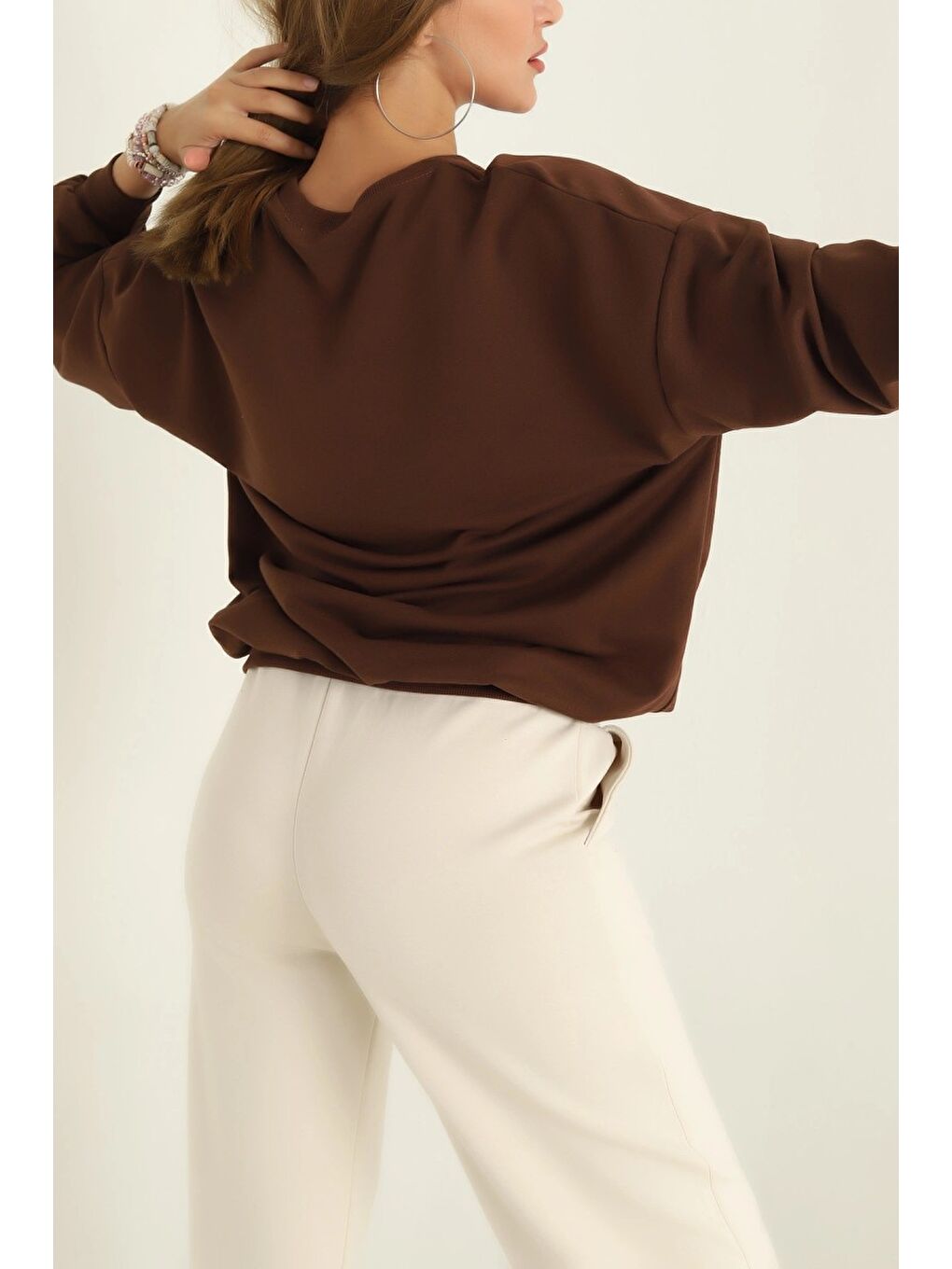 Kahverengi Kadın Bisiklet Yaka Oversize Sweatshirt Kahve - 26567-2