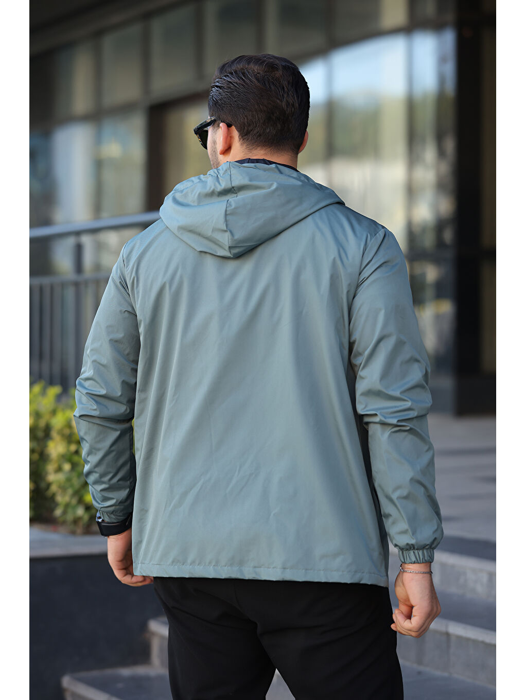 Yeşil Erkek İçi Astarlı Suya Dayanıklı Kapüşonlu Cepli Yağmurluk-4