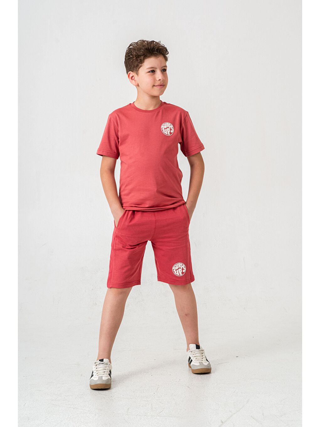 Kahverengi Surf Ups Baskılı Bacak Ve Sırt  Baskı Detaylı  Erkek Çocuk Şort - Tişört Takımı-1