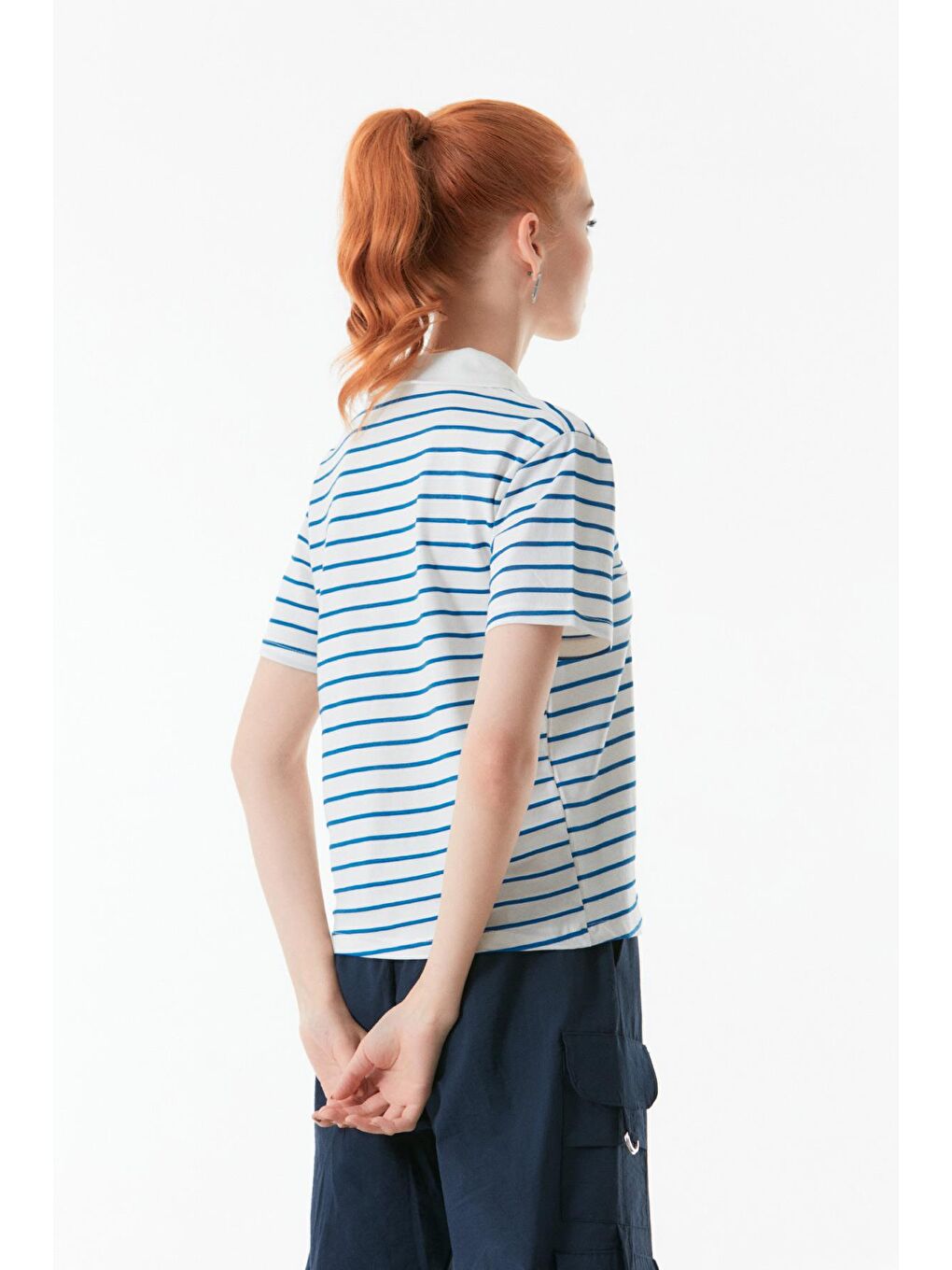 Mavi Çizgili Bisiklet Yaka Tişört-4