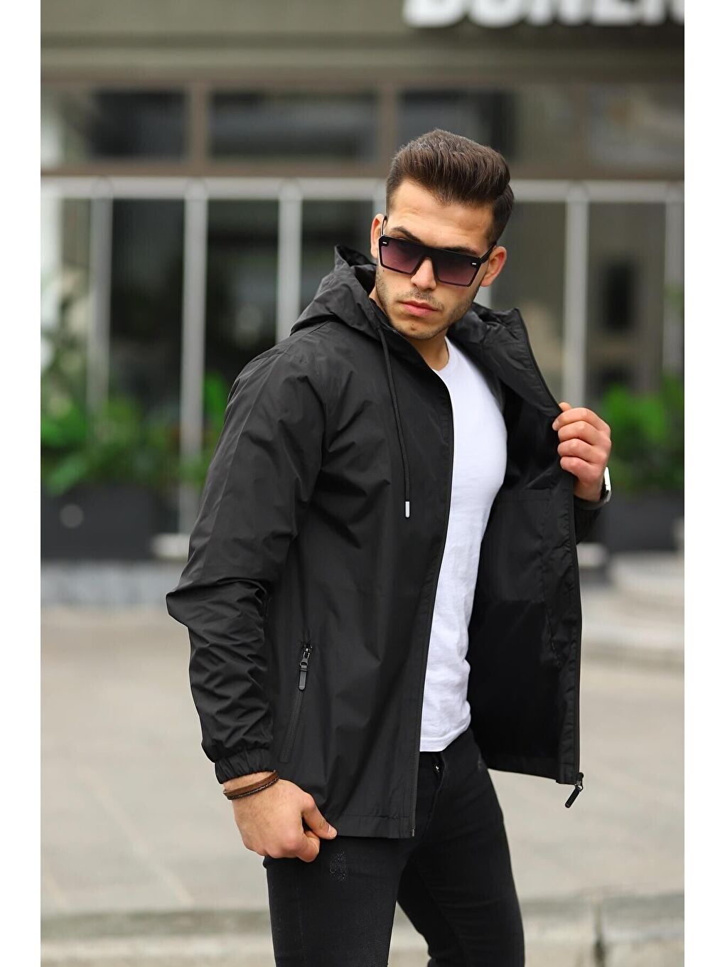 Siyah Erkek Içi Astarlı Suya Dayanıklı Kapüşonlu Cepli Yağmurluk-2