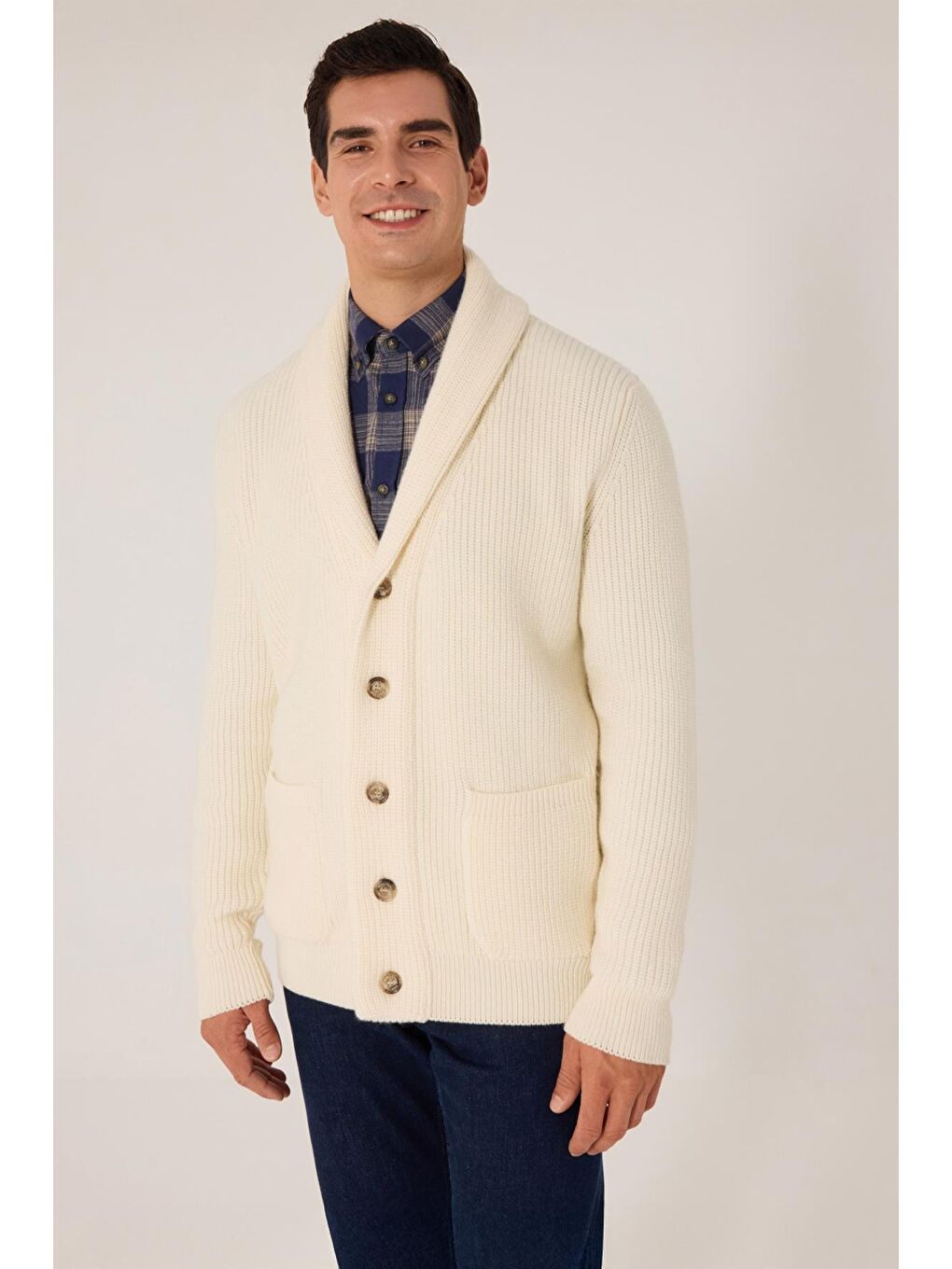 Ekru Comfort Fit Yün Karışımlı Şal Yaka Cepli Triko Hırka-1