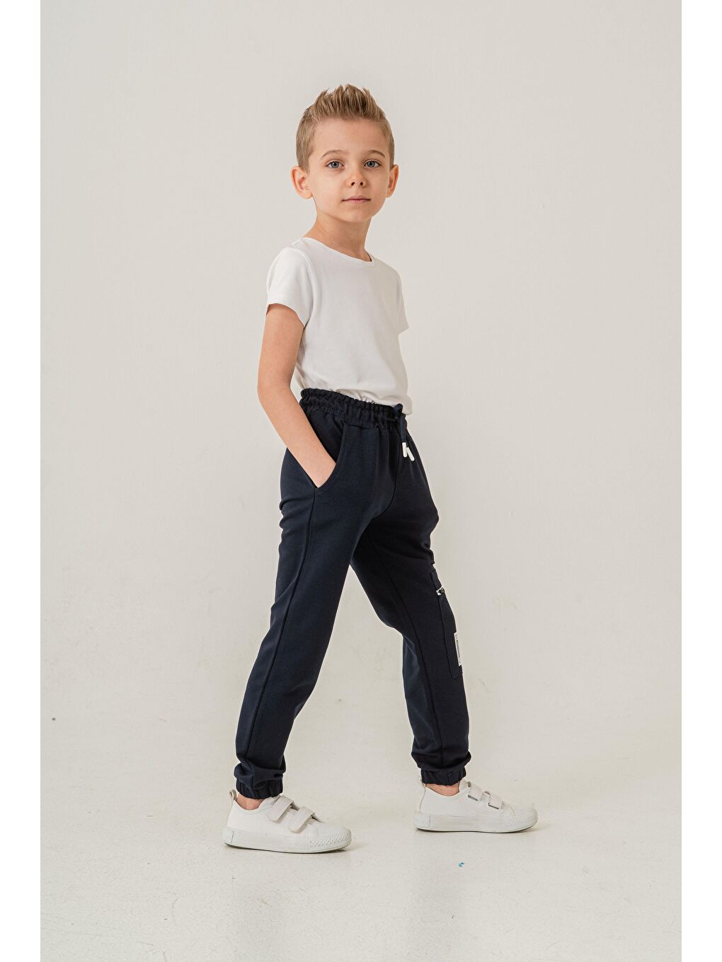 Lacivert Kargo Cepli Cep Kapagı International Traveller Baskılı Erkek Çocuk Eşofman Altı-3