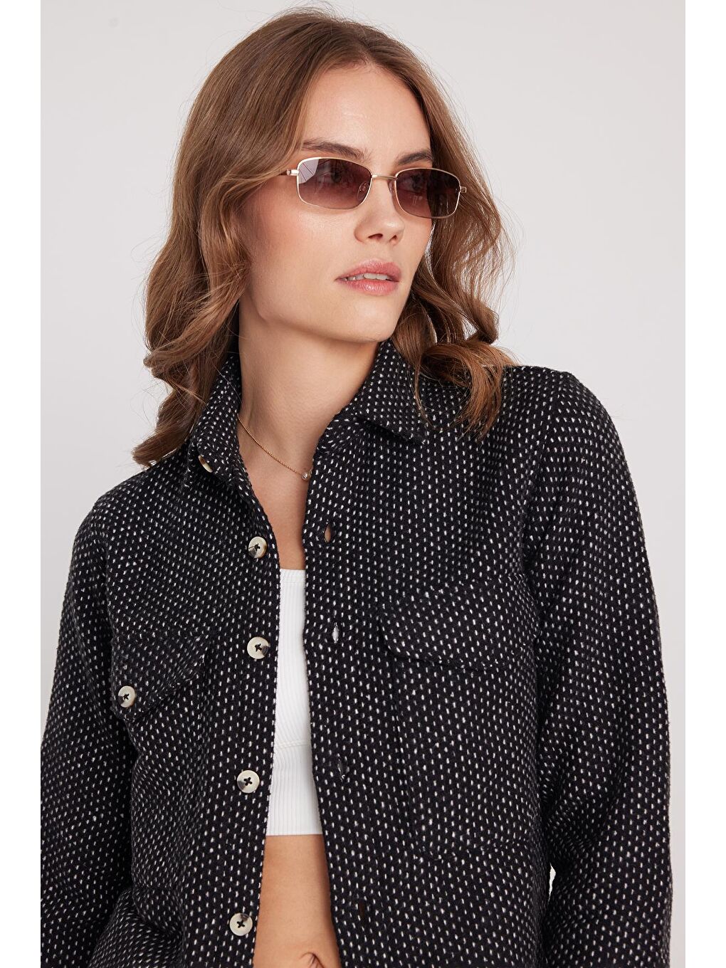 Siyah Kadın Slim Fit Dar Kesim Uzun Kollu Çizgili Çift Cepli Kışlık Oduncu Gömlek-1