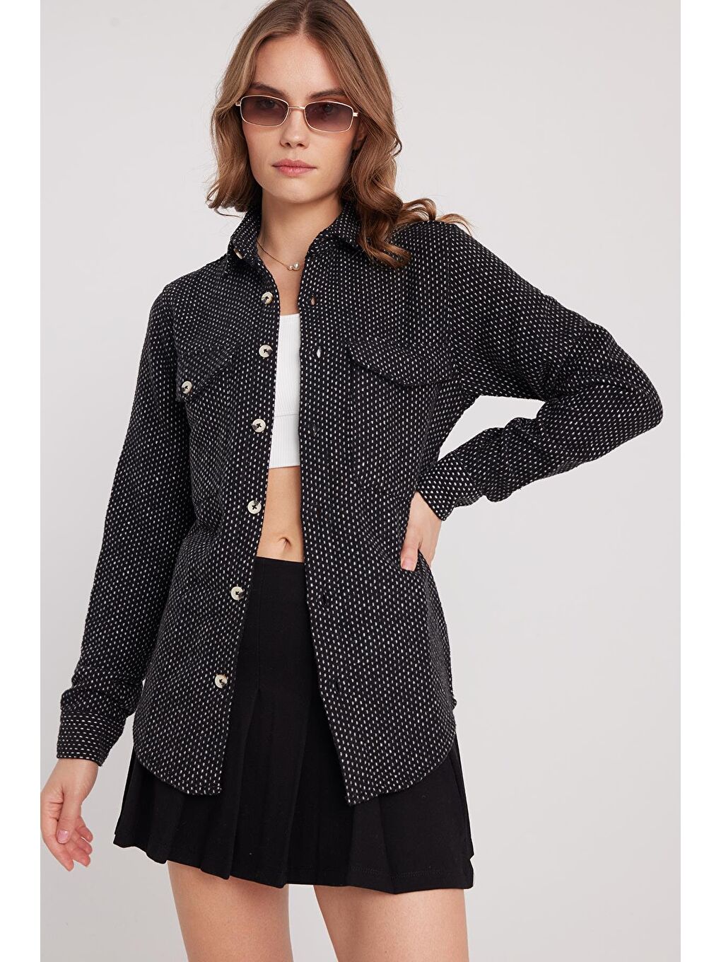 Siyah Kadın Slim Fit Dar Kesim Uzun Kollu Çizgili Çift Cepli Kışlık Oduncu Gömlek-3