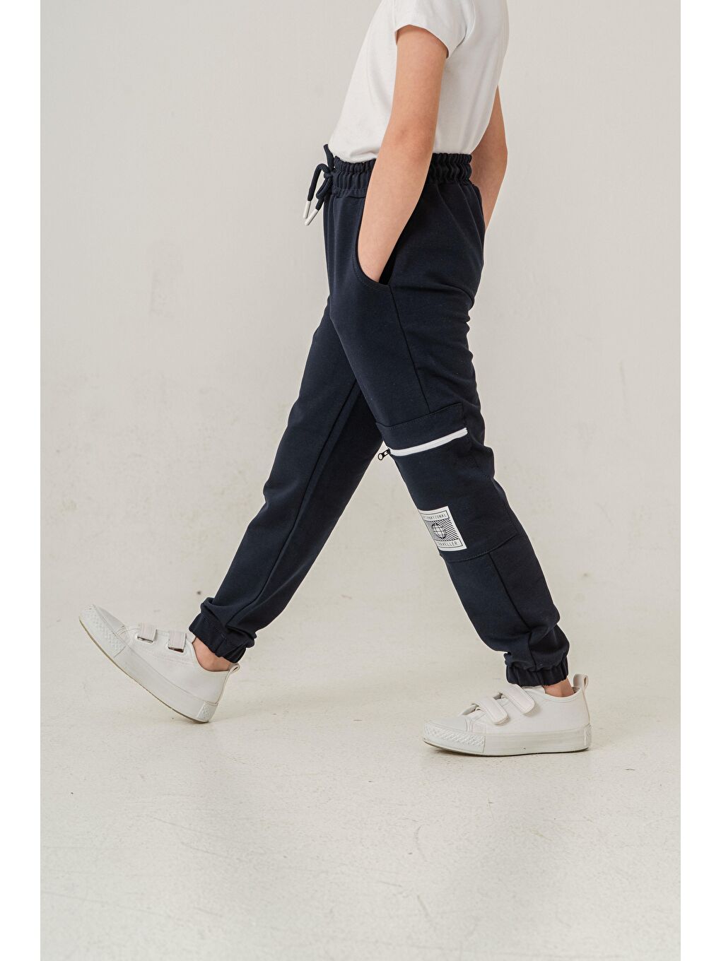 Lacivert Kargo Cepli Cep Kapagı International Traveller Baskılı Erkek Çocuk Eşofman Altı-8