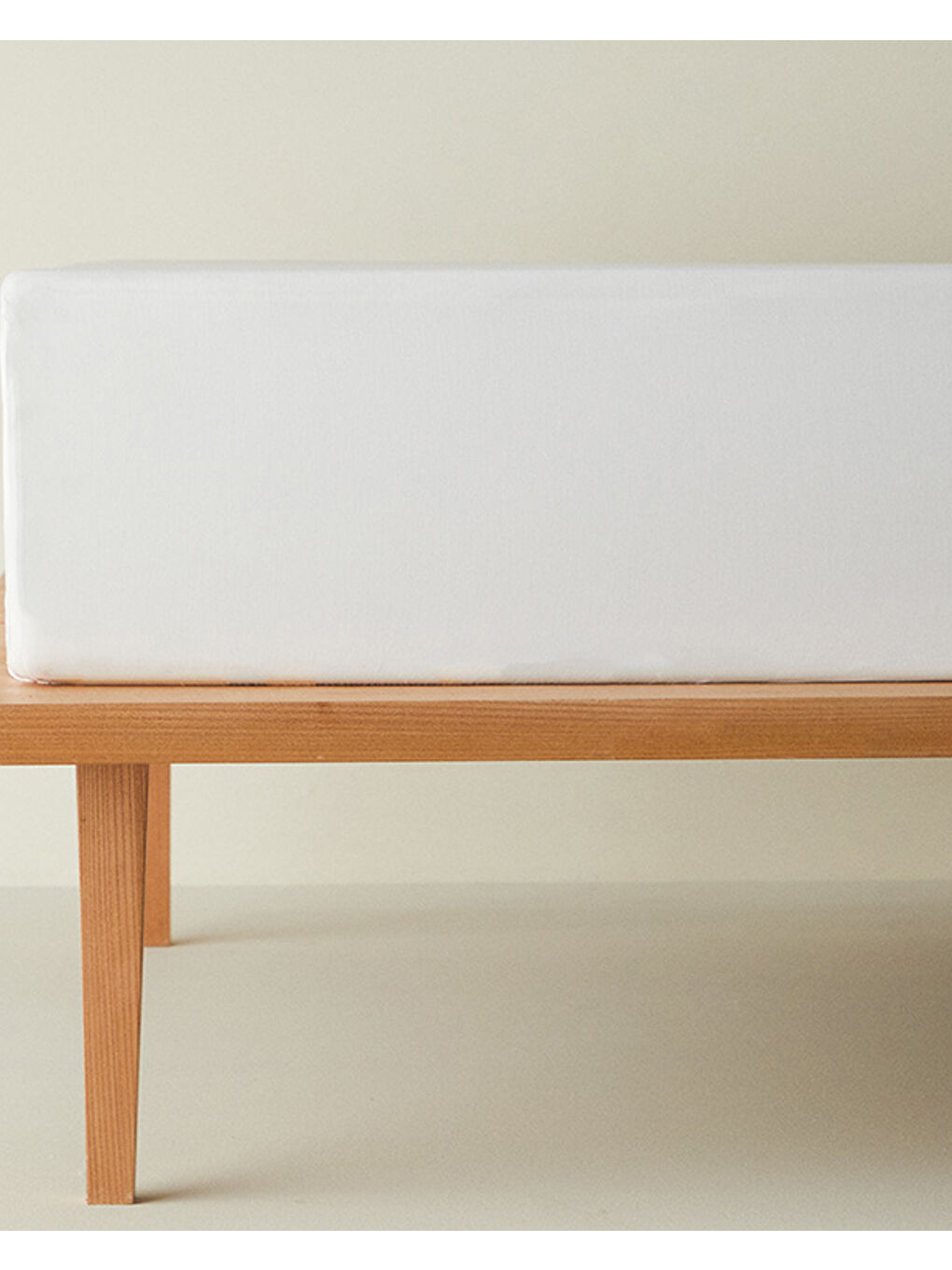 Novella Premium Pamuk Dokulu Çift Kişilik Lastikli Çarşaf 160x200 cm Beyaz