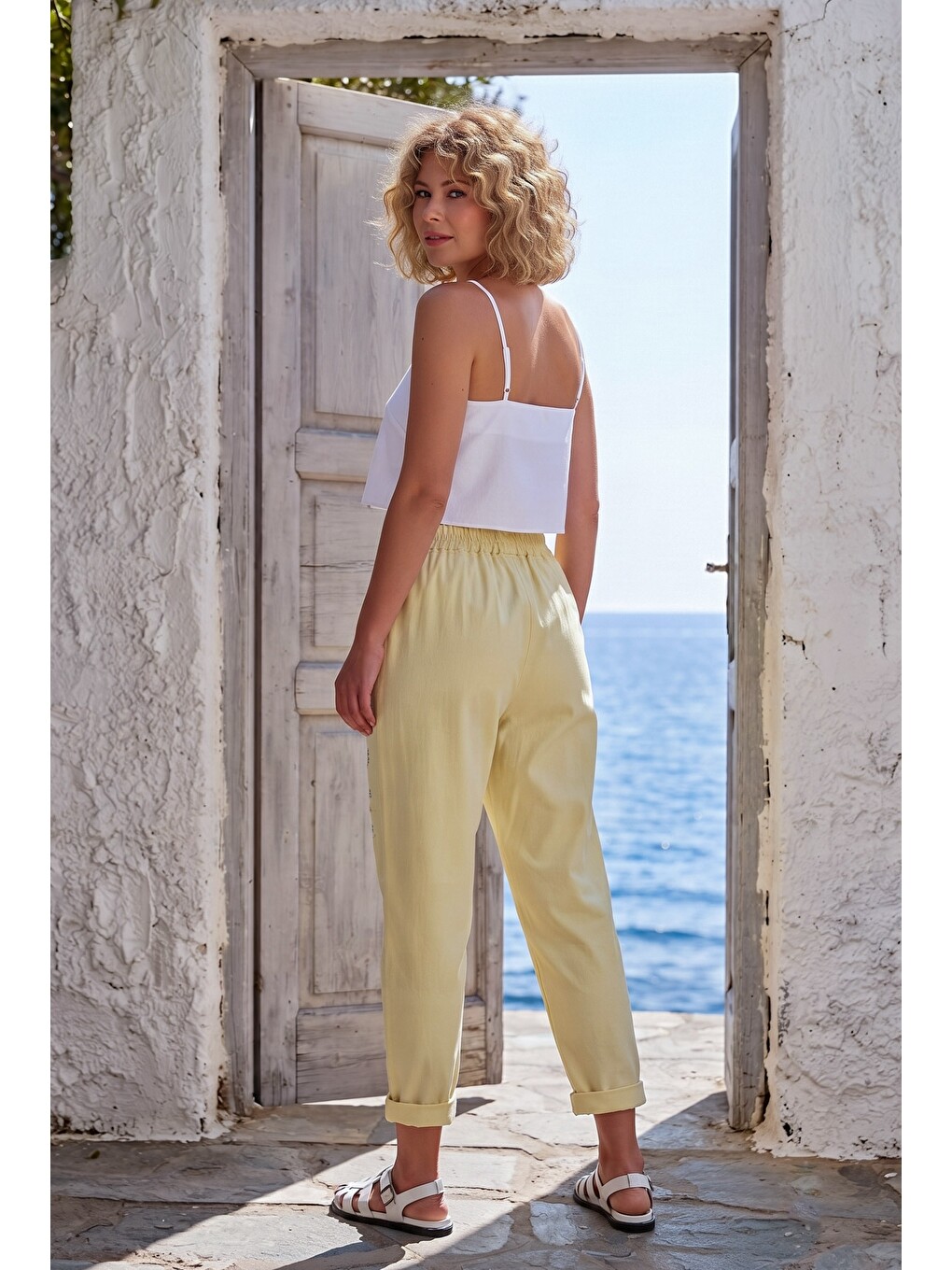 Sarı İtalyan Açık Limon Cepli Pul Payetli Lastikli Bel Dar Paça Casual Dokuma Pantolon 95 65-7