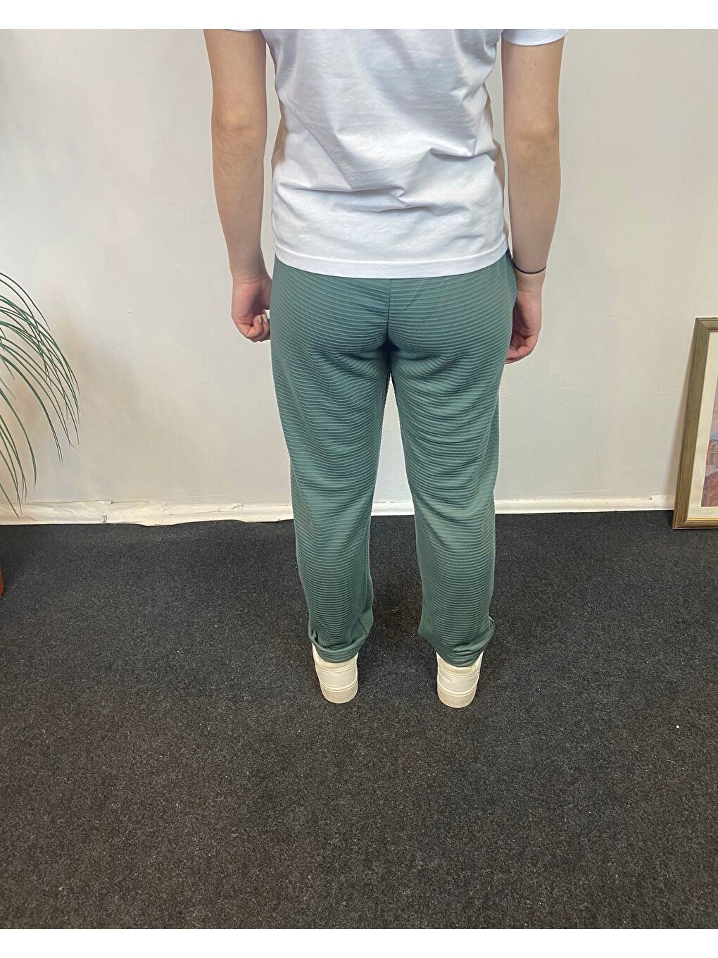 Yeşil Kadın Regular Fit İnce Eşofman Altı SPR24EAK83-1