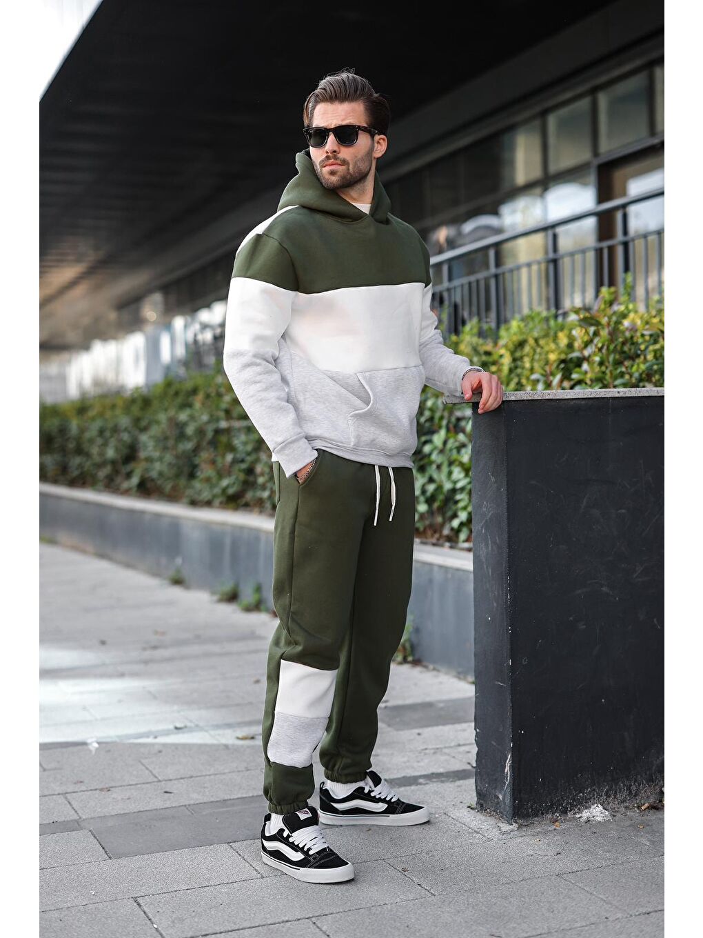 Haki Kapüşonlu Erkek Eşofman Takımı 5926-3