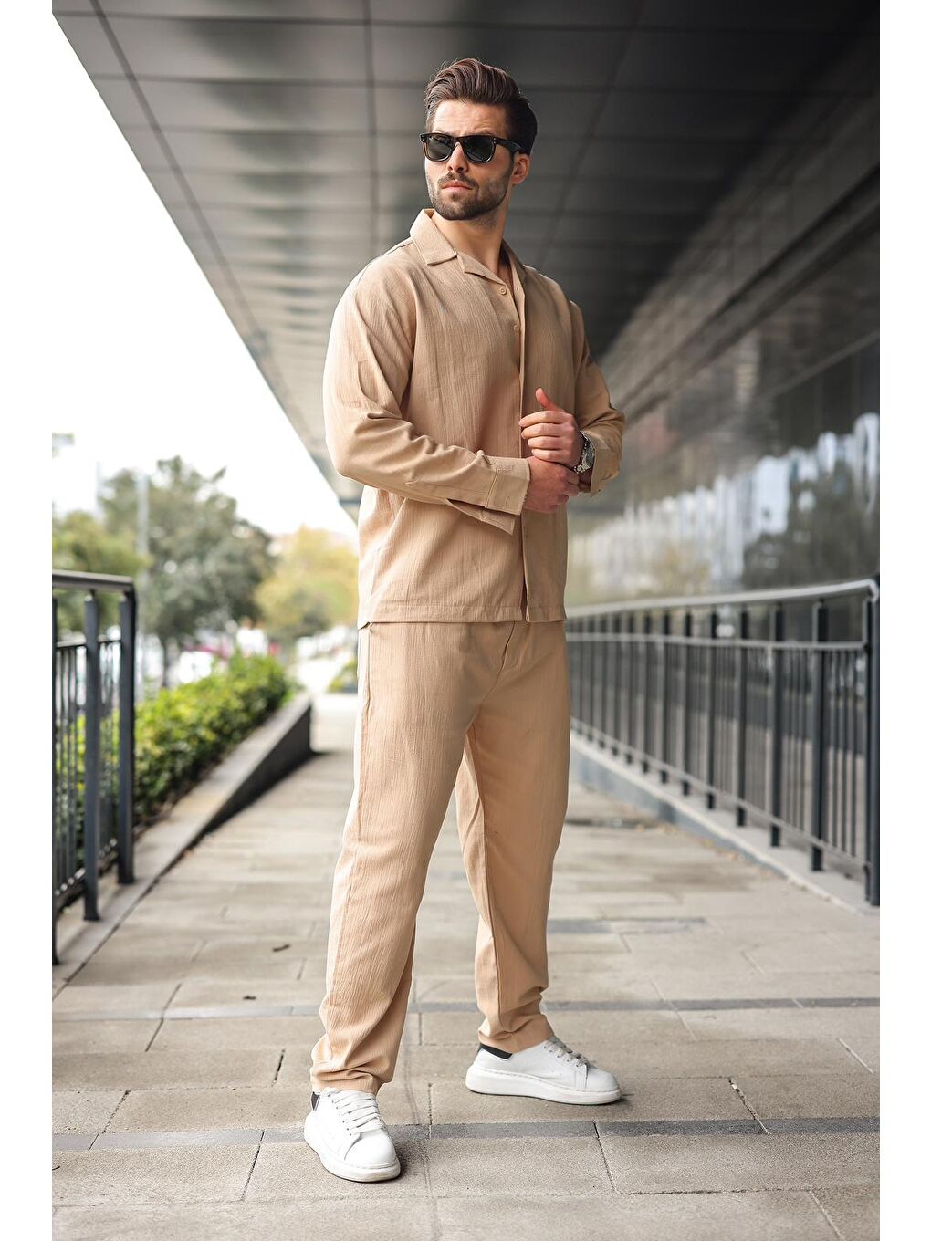 Bej Düğmeli Basic Erkek Gömlek Pantolon Takım E7335-1