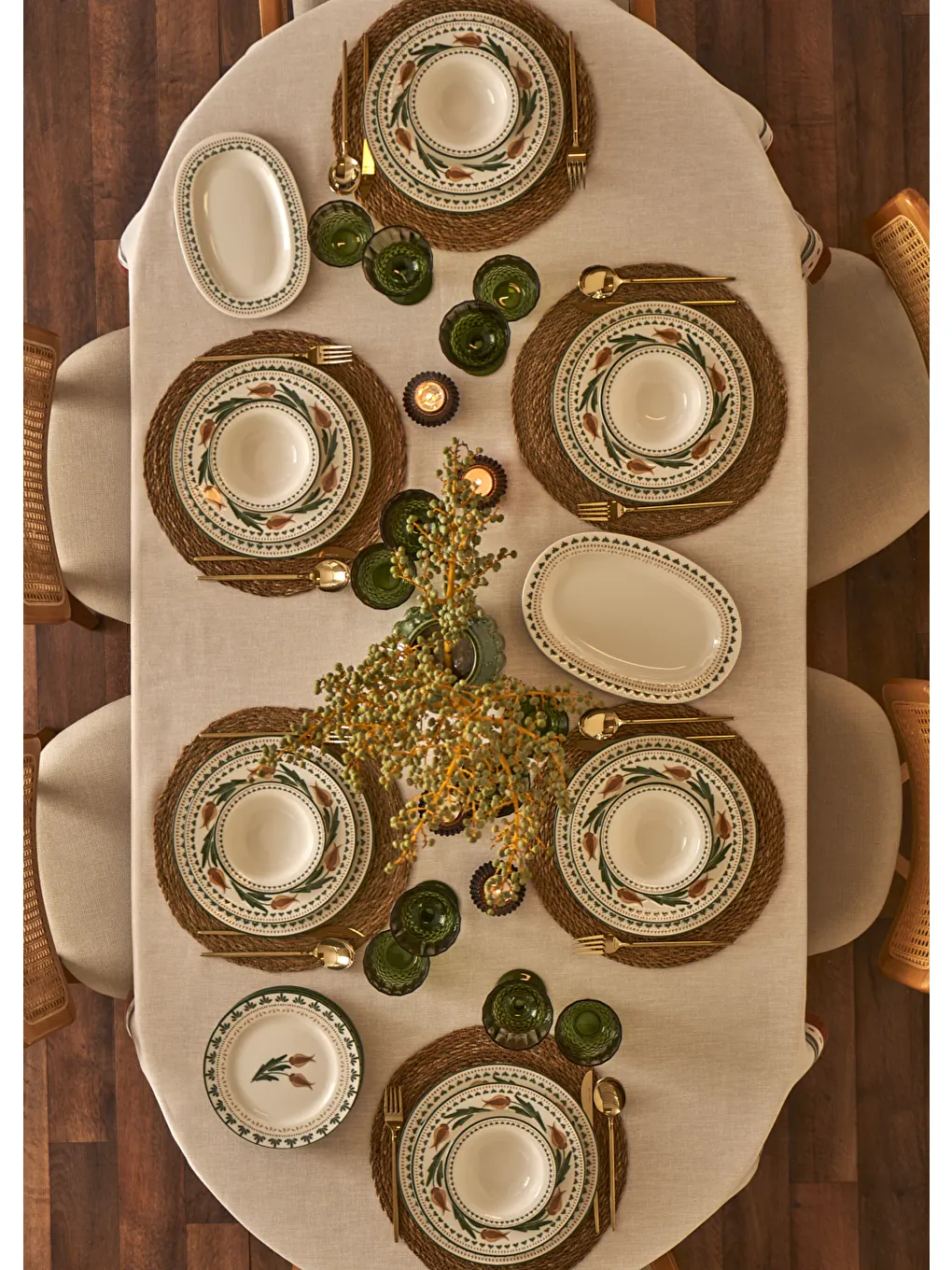 Karışık Tulip Porselen 24 Parça 6 Kişilik Yemek Takımı-1