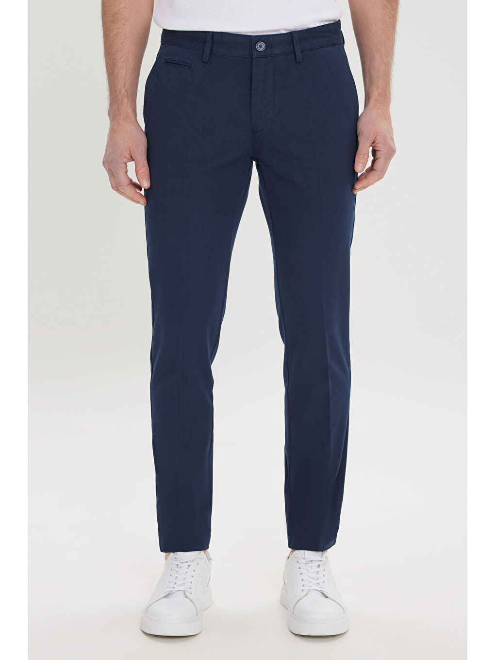 Erkek Lacivert Slim Fit Dar Kesim Yan Cepli Pamuklu Esnek Armürlü Pantolon