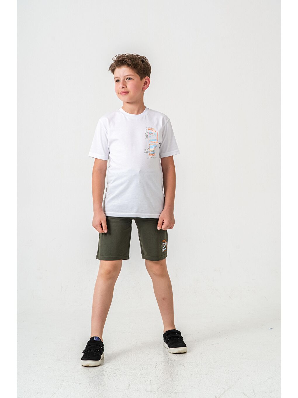 Haki Vacation Time Baskılı Bacak  Baskı Detaylı  Erkek Çocuk Şort - Tişört Takımı-1