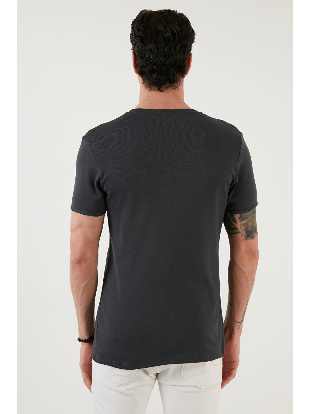 Yeşil Pamuklu Düğme Detaylı Slim Fit V Yaka 3'lü Paket %100 Pamuk Tişört 5902122S3-5