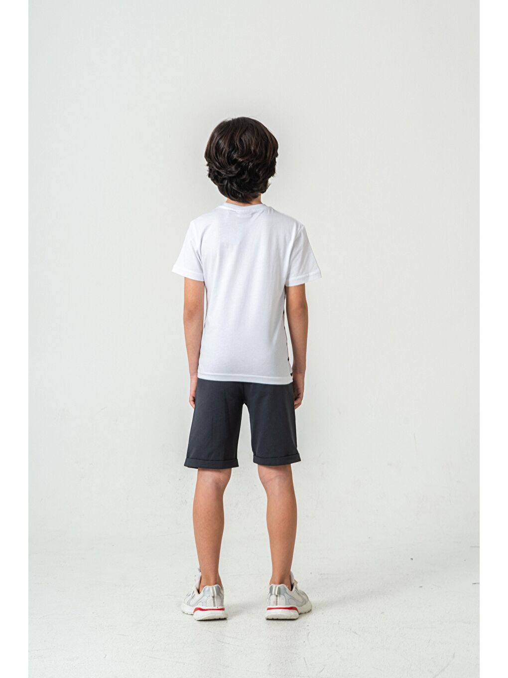 Gri Adventure Baskılı  Erkek Çocuk Şort - Tişört Takımı-4