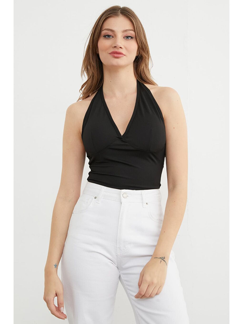 Siyah Boyundan Geçmeli Kaplı Bluz-2