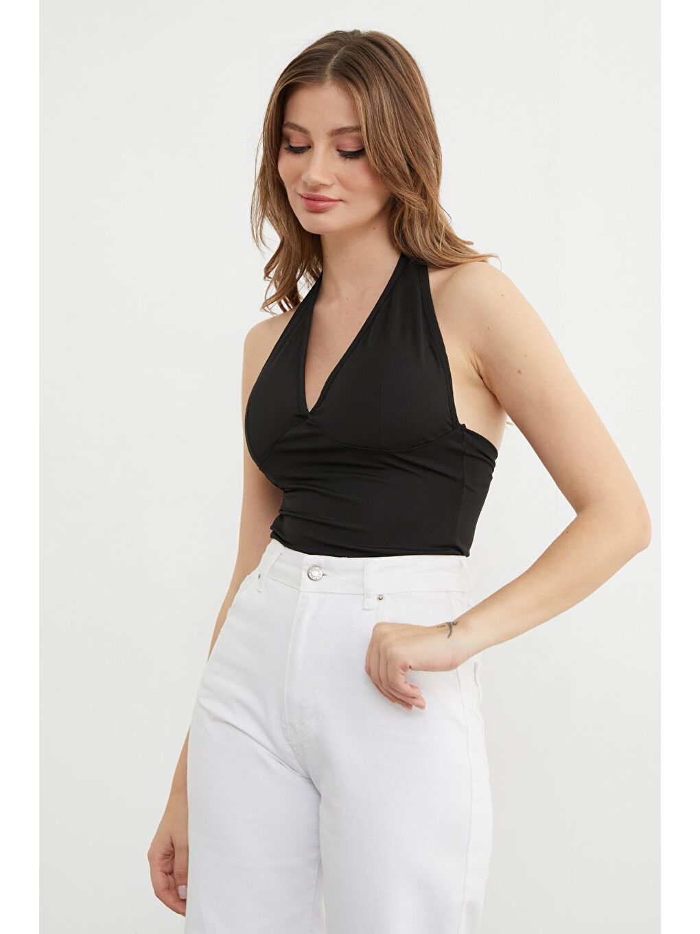 Siyah Boyundan Geçmeli Kaplı Bluz-3