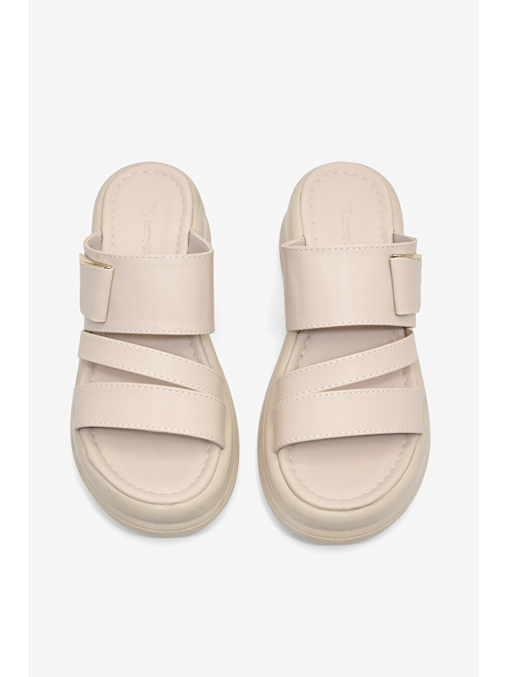 Kadın Bej Rahat Kalıp Tokalı Çift Bantlı Terlik