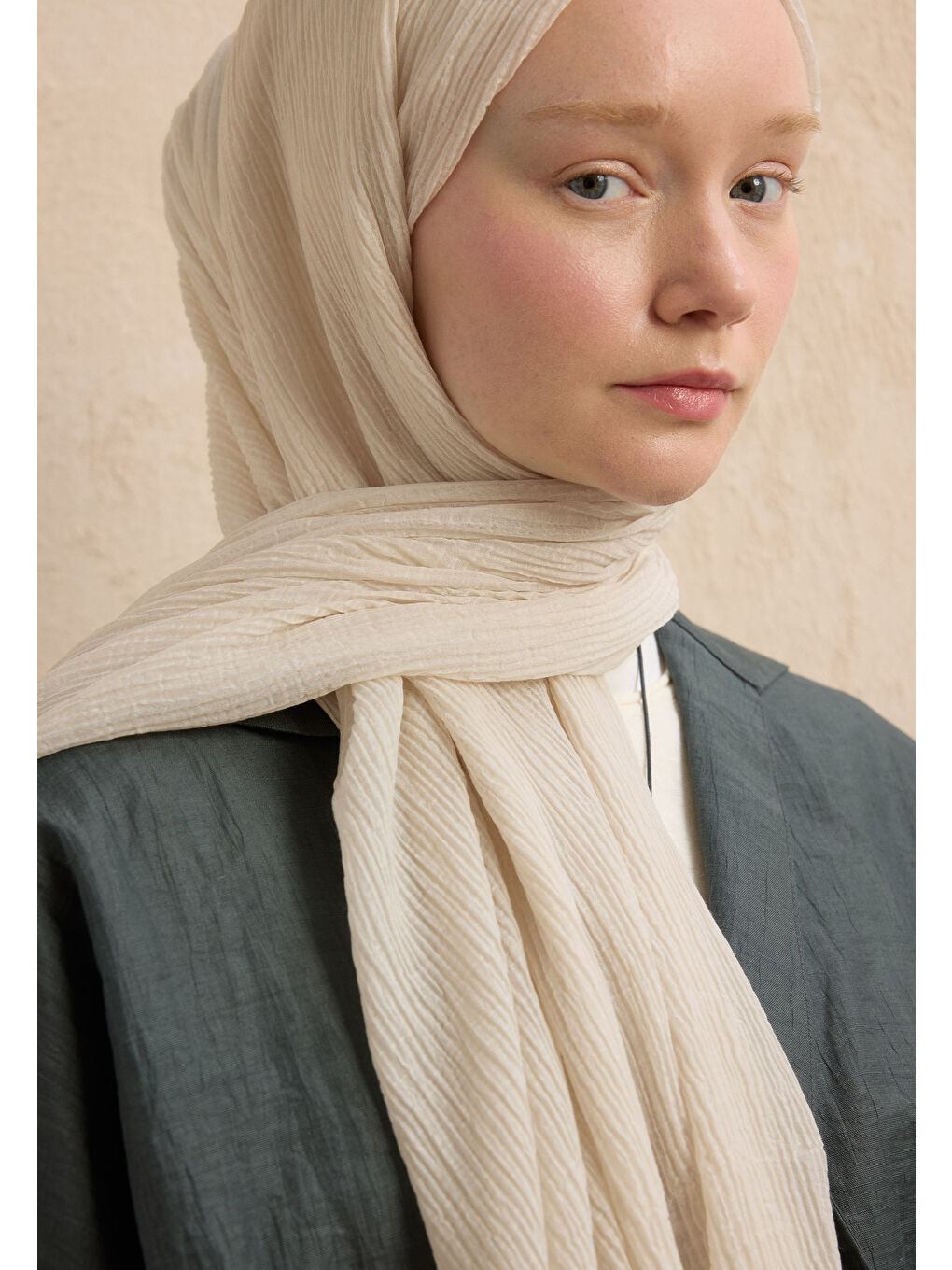 Ekru Modal Krinkıl Şal Fildişi-2
