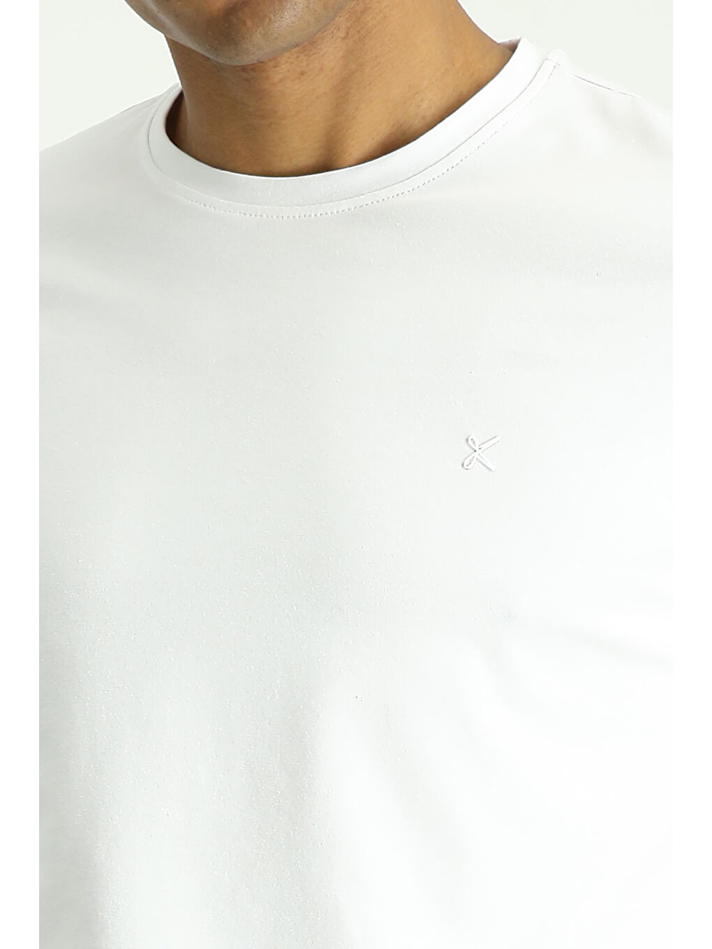 Beyaz Bisiklet Yaka Slim Fit Dar Kesim Süprem Pamuklu Tişört-5