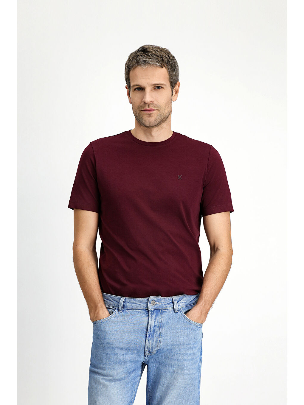 Bordo Bisiklet Yaka Slim Fit Dar Kesim Süprem Pamuklu Tişört-1