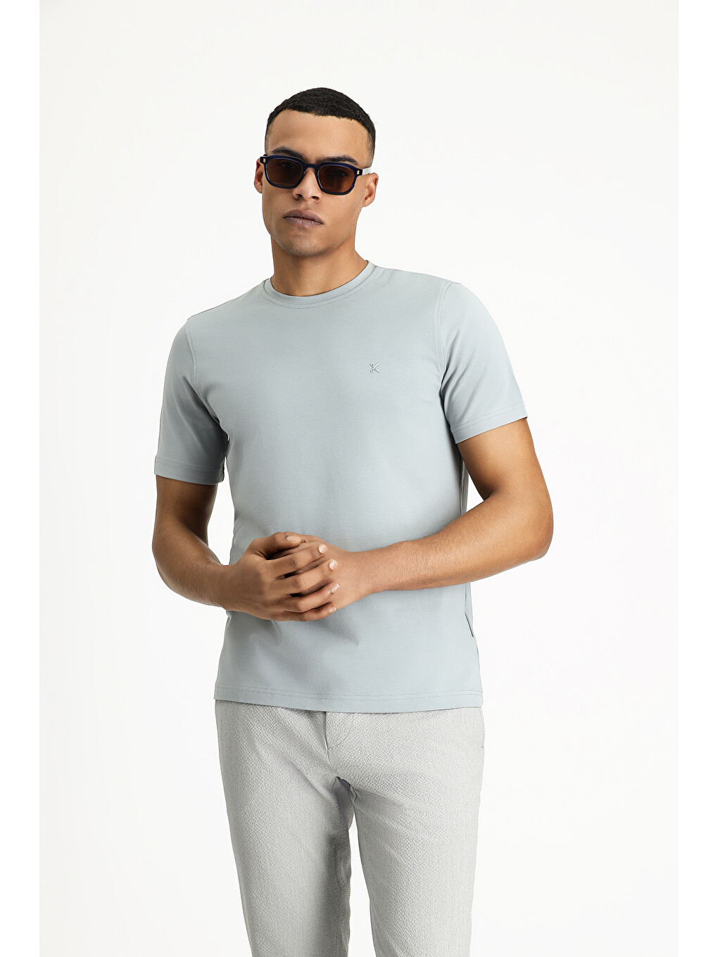 Gri Bisiklet Yaka Slim Fit Dar Kesim Süprem Pamuklu Tişört