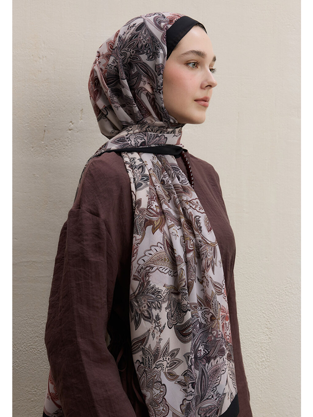 Meva Desen İpek Krep Şal Siyah