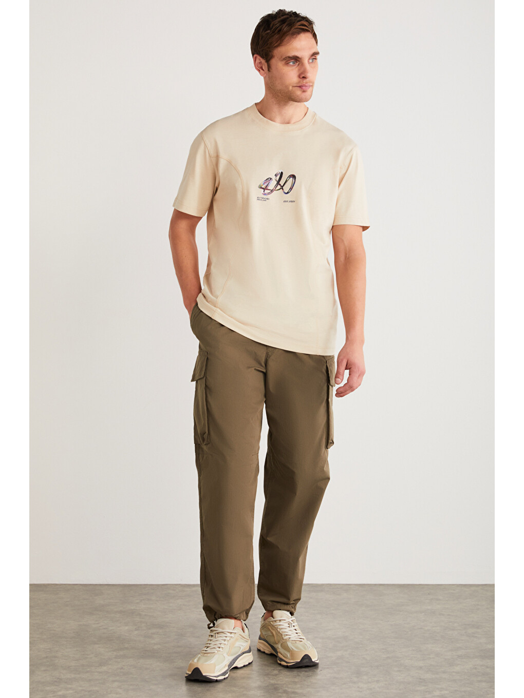 Pablo Erkek %100 Organik Pamuklu Regular Önü Baskılı Dikiş Dekoratif Detaylı Bej T-shirt-2