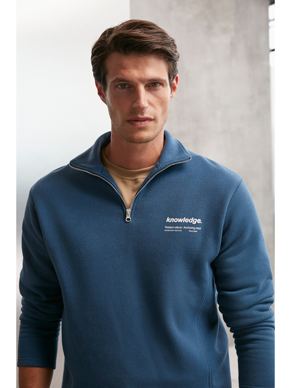 Halden Erkek İçi Polarlı Dik Yaka Yarım Fermuarlı Baskı Detaylı Regular Mavi Sweatshirt-4