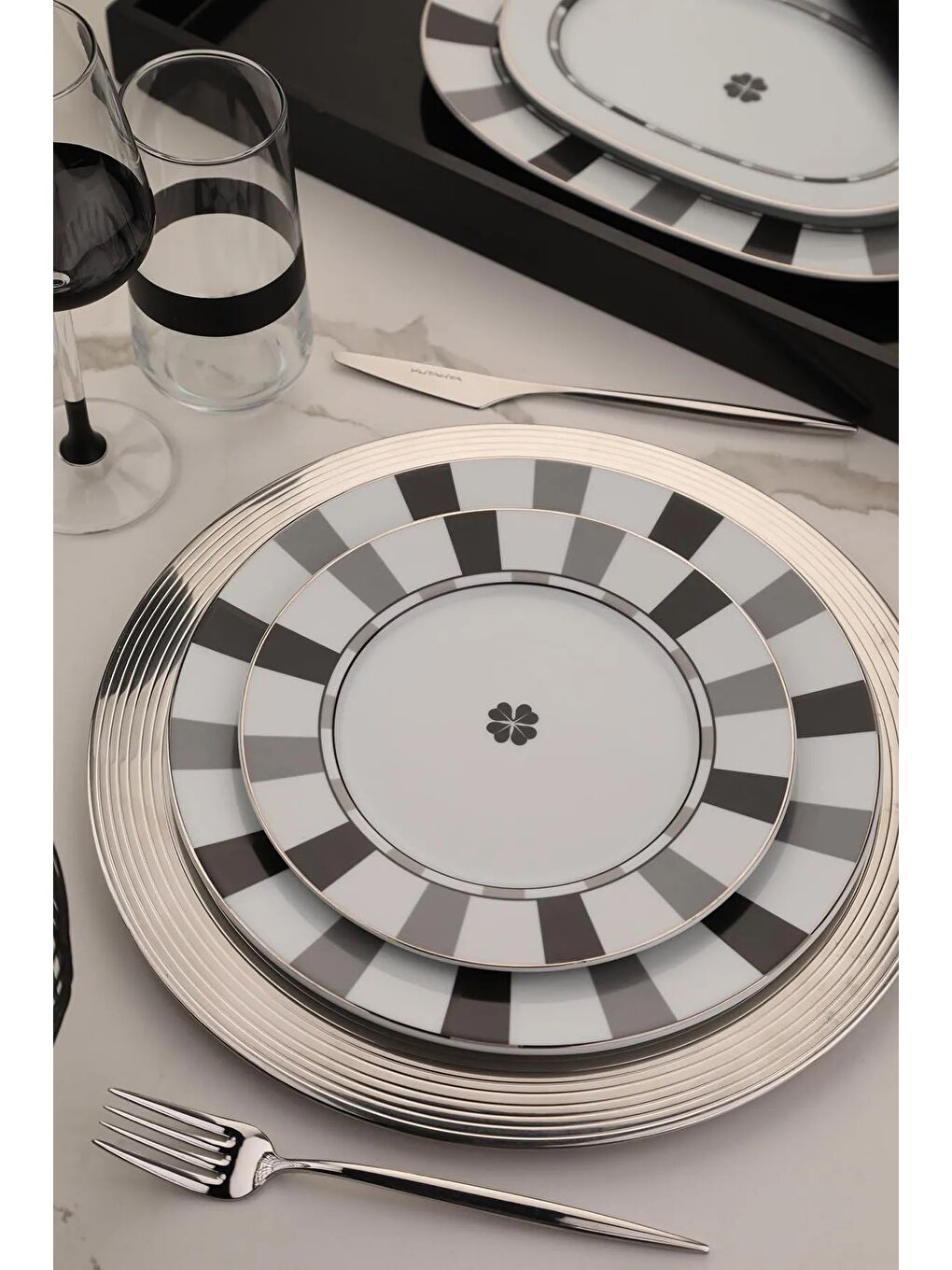 Beyaz Leonberg Yemek Takımı 27 Parça 6 Kişilik LB27YT43012688-3