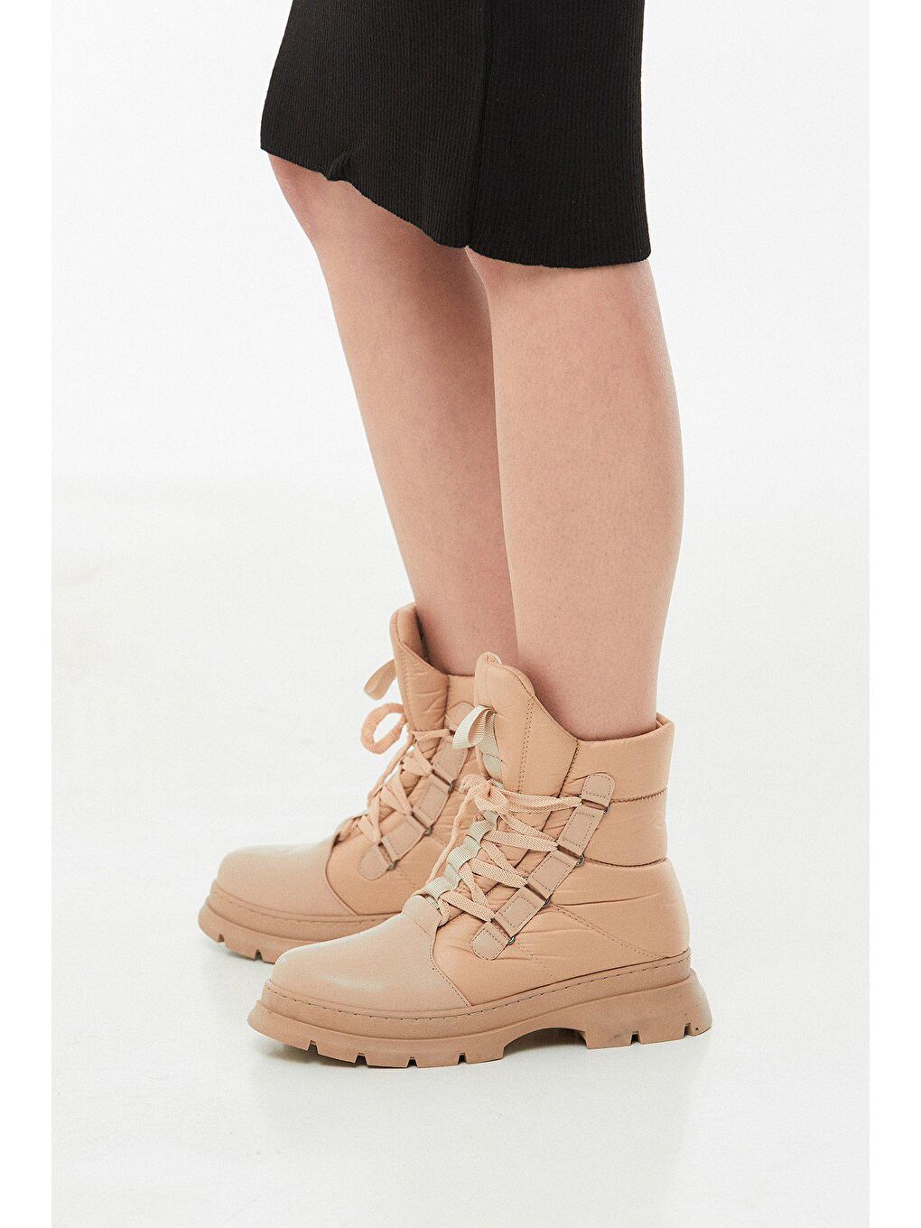 Bej Bağcıklı Kar Botu-1