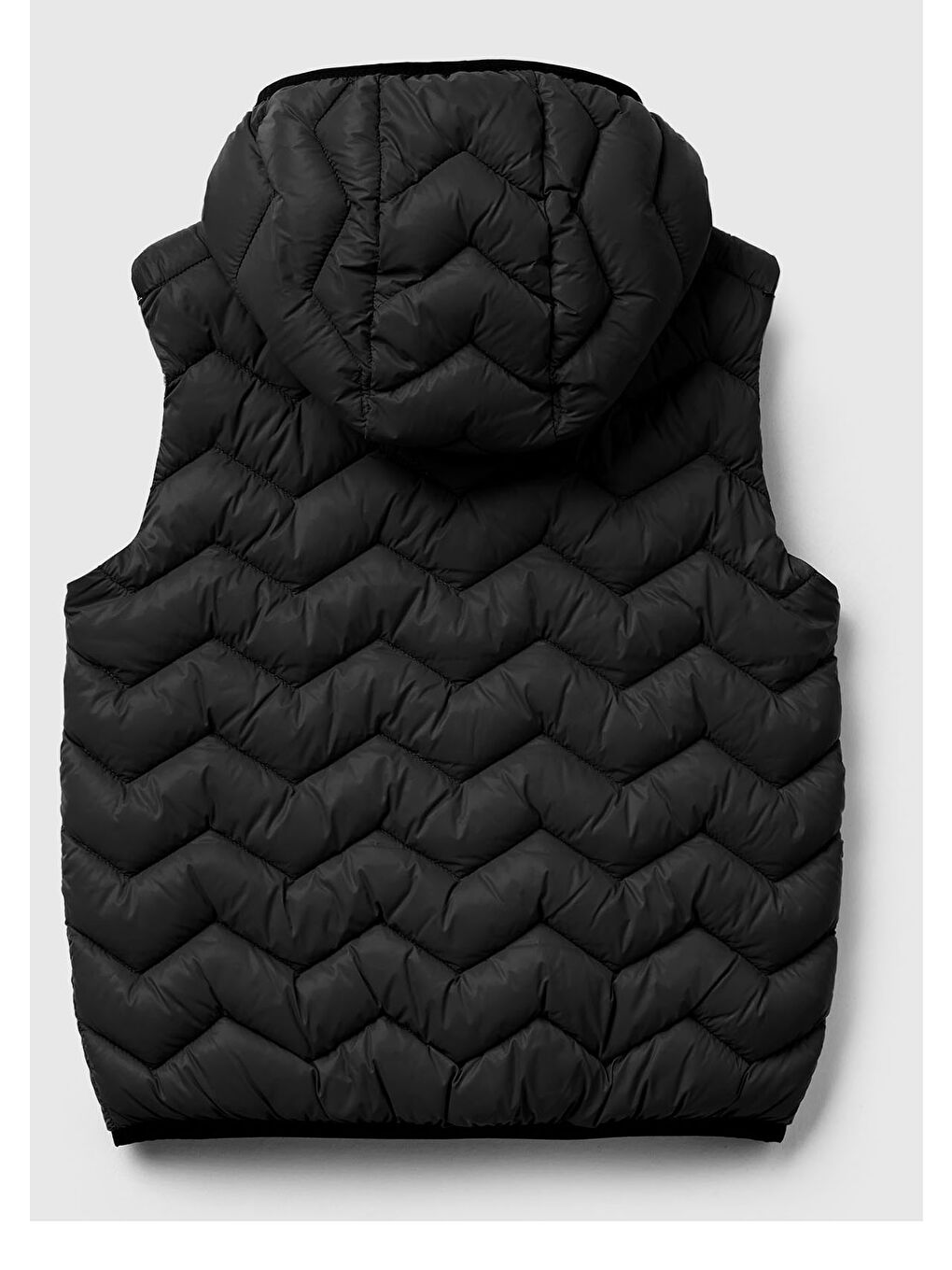 Erkek Çocuk Siyah Logo Detaylı Kapüşonlu Yelek-1