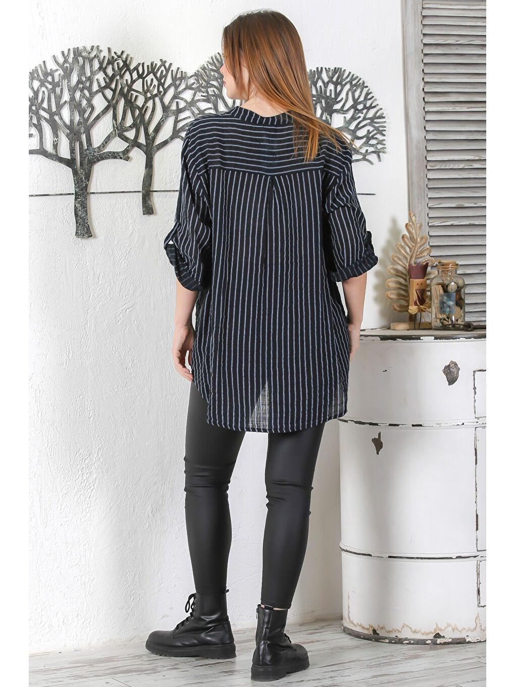 İtalyan Siyah Düğmeli 3/4 Kol Çizgili Casual Arkası Uzun Dokuma Gömlek 75 65-6