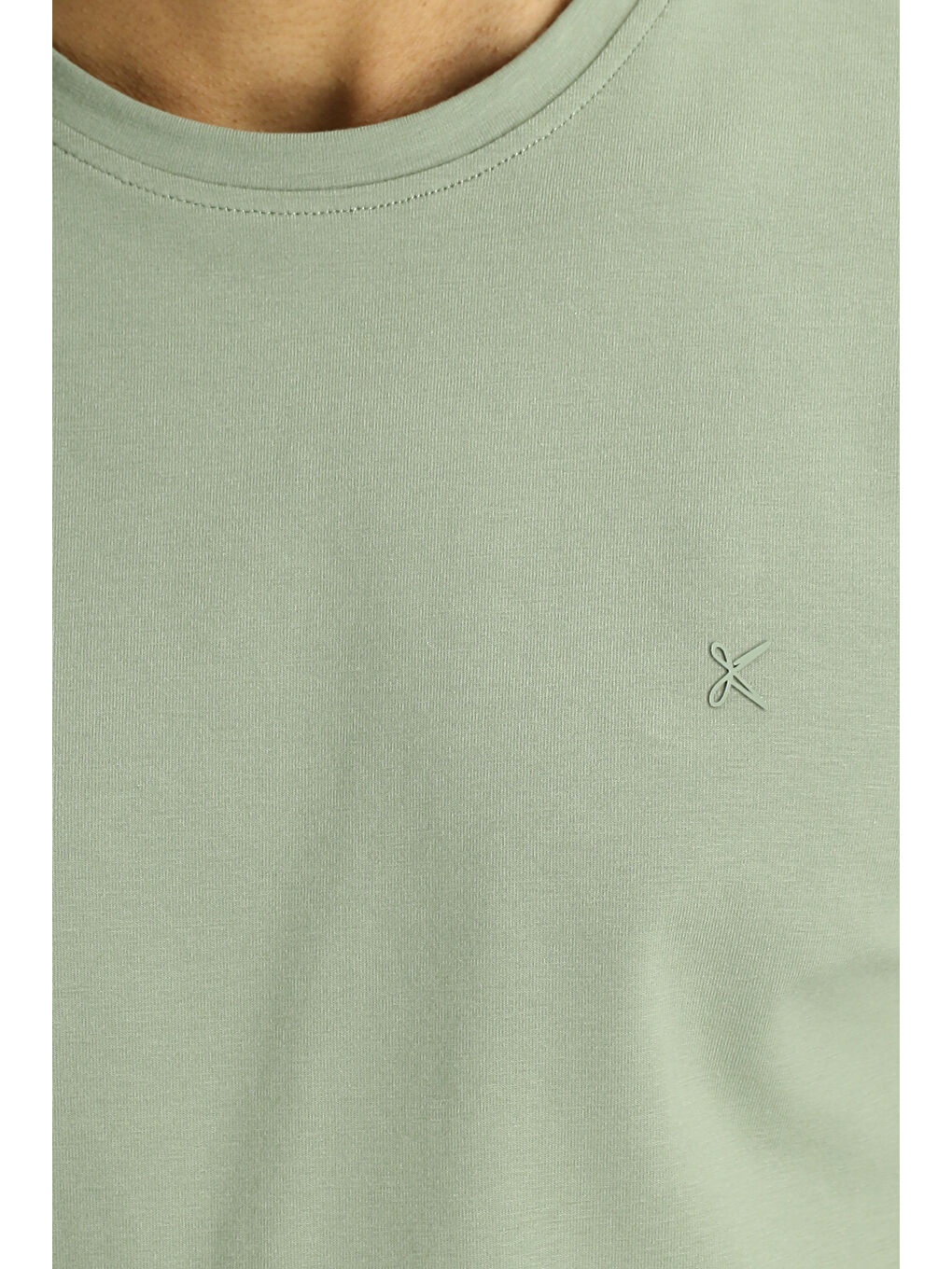 Yeşil Bisiklet Yaka Slim Fit Dar Kesim Süprem Pamuklu Tişört-5