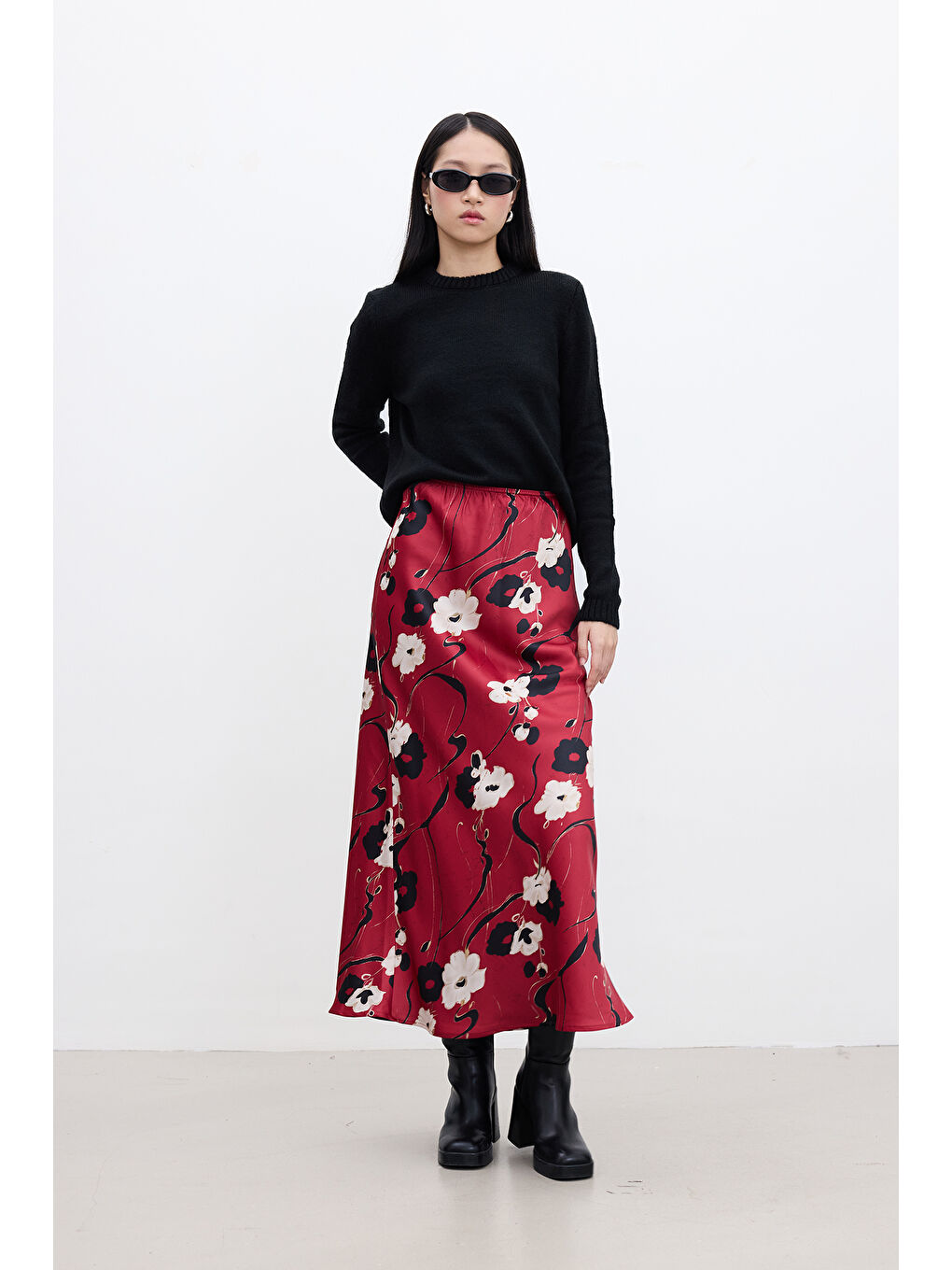 Kırmızı Desenli Saten Midi Etek Japan-5